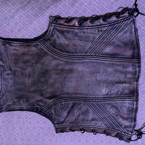 Milwaukee Leather Women's Distress Brown Biker Vest - Picture 3 of 4